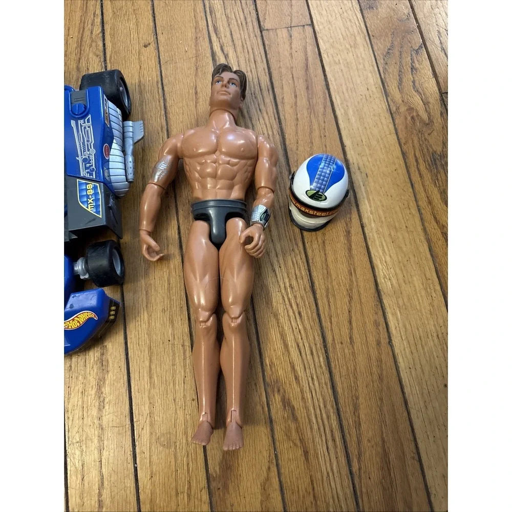 RARE 2001 MAX STEEL 2 in 1‎ SKYFIRE GO KART VEHICLE MATTEL AND FIGURE